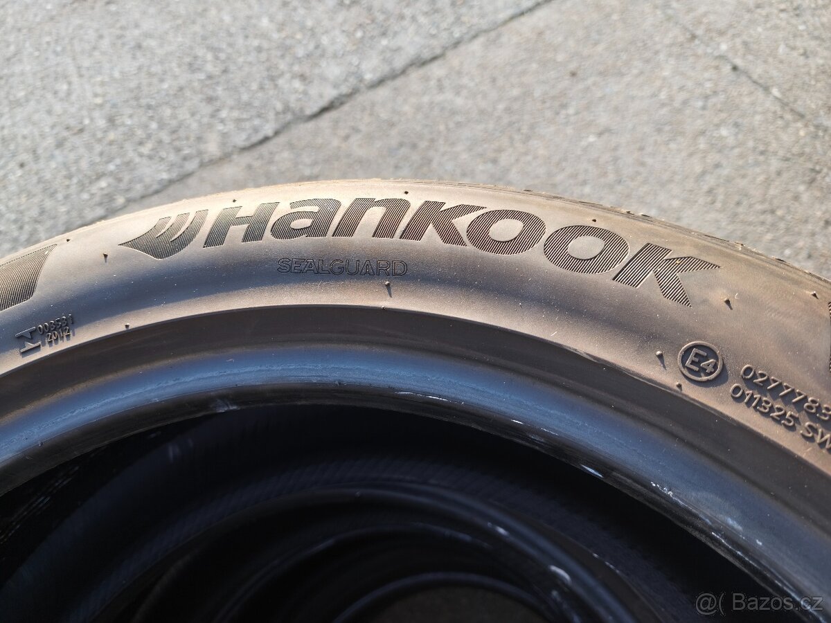 235/50 R19 - 2