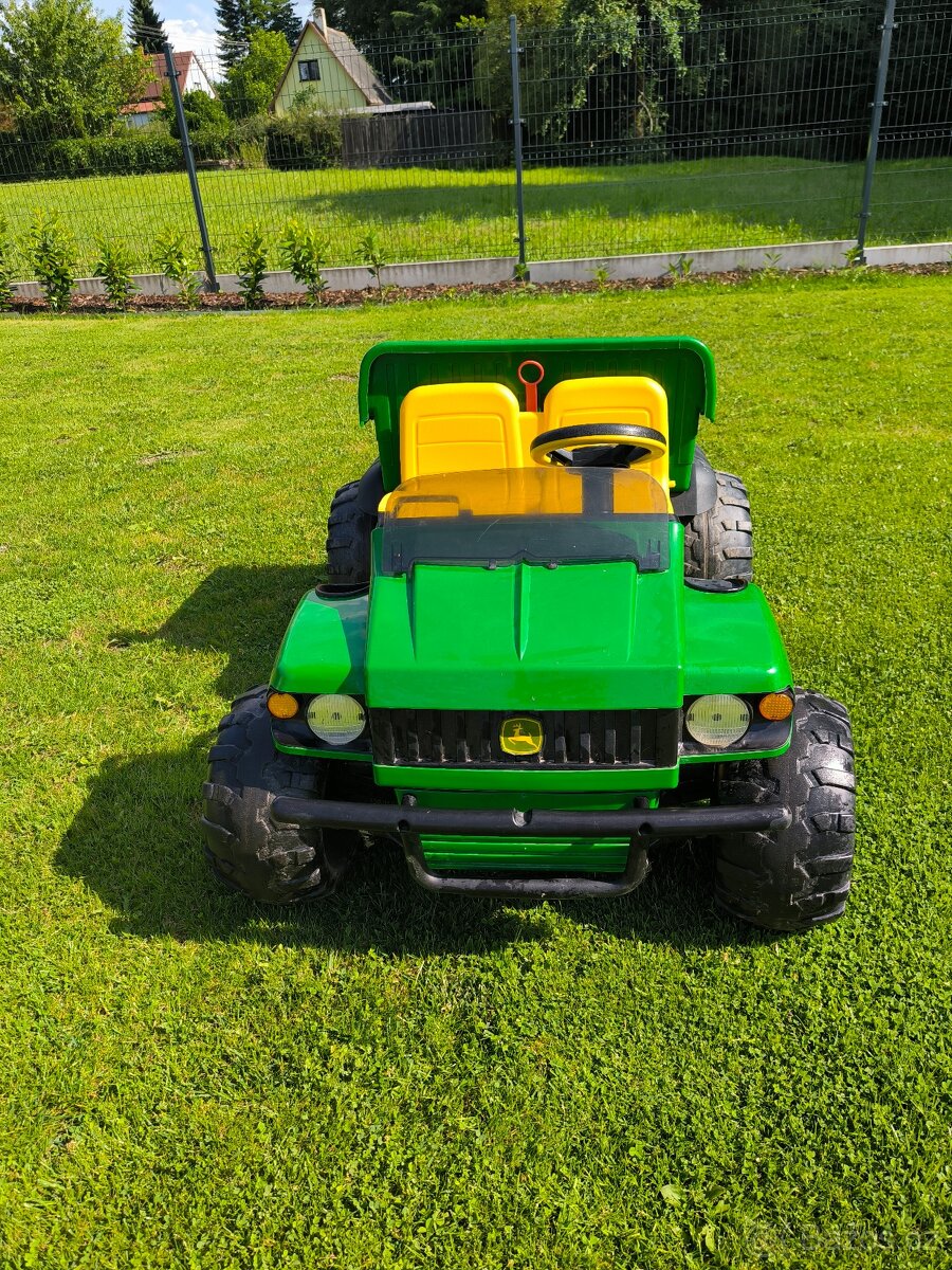 John Deere gator autíčko - 2