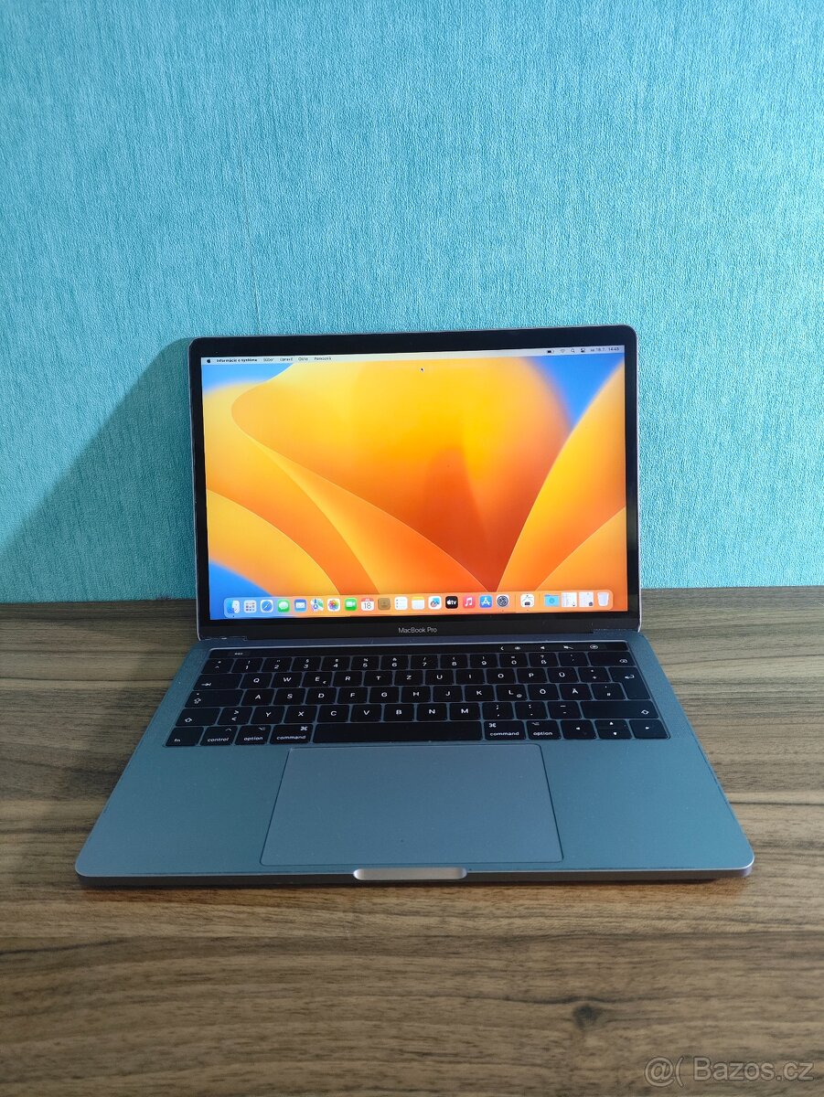 Apple MacBook Pro 13 (2017) | Core i5 • 8 GB RAM • 256 GB SS - 2