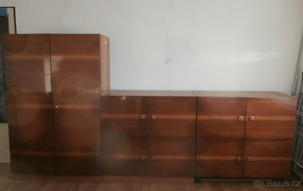 Obývací stěna - 2