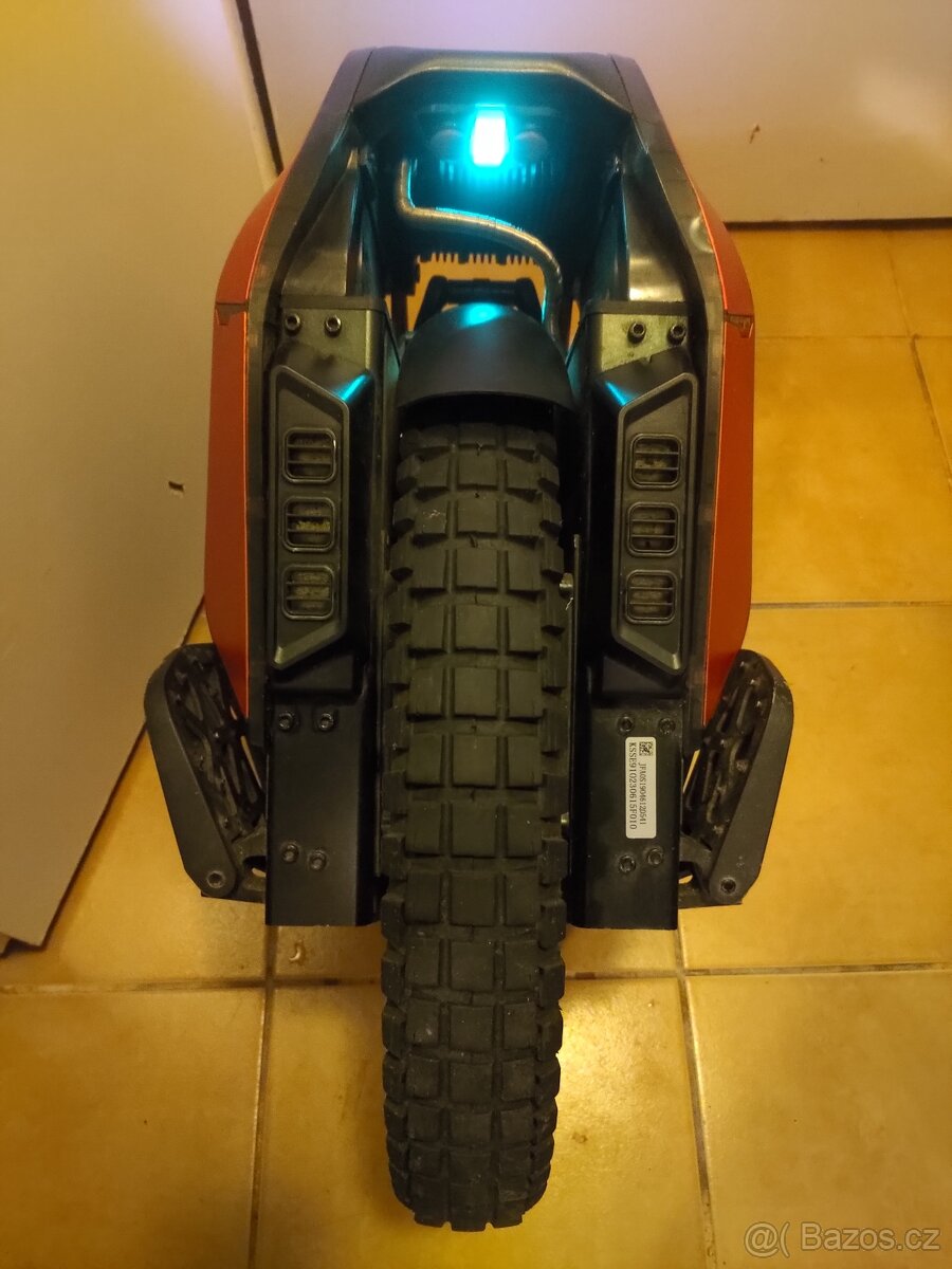 Kingsong S-19 (KV/Praha) - 2