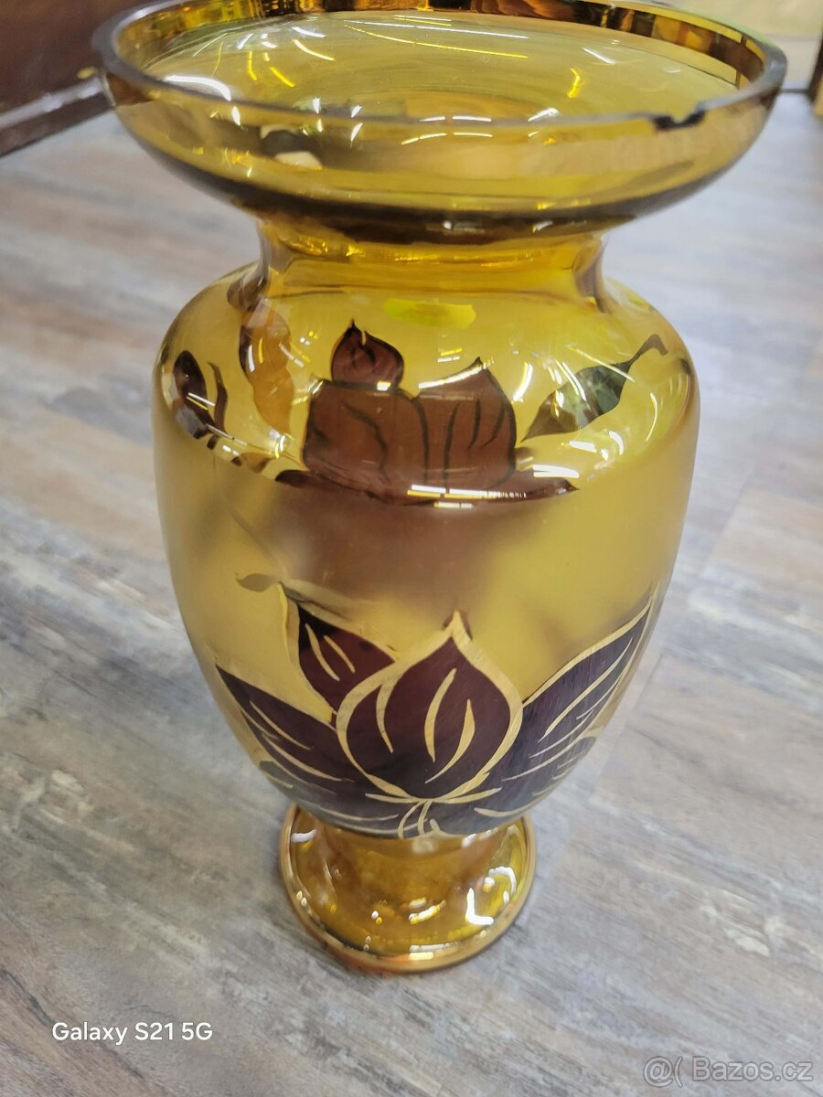 Křišťál a porcelán - 2