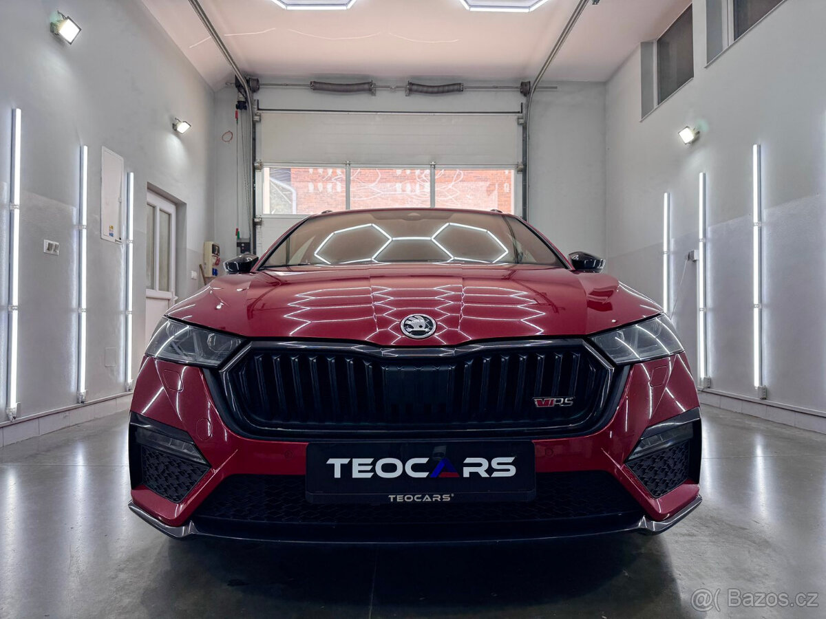 Škoda Octavia Combi 2.0 TDI RS PLUS DSG - 2