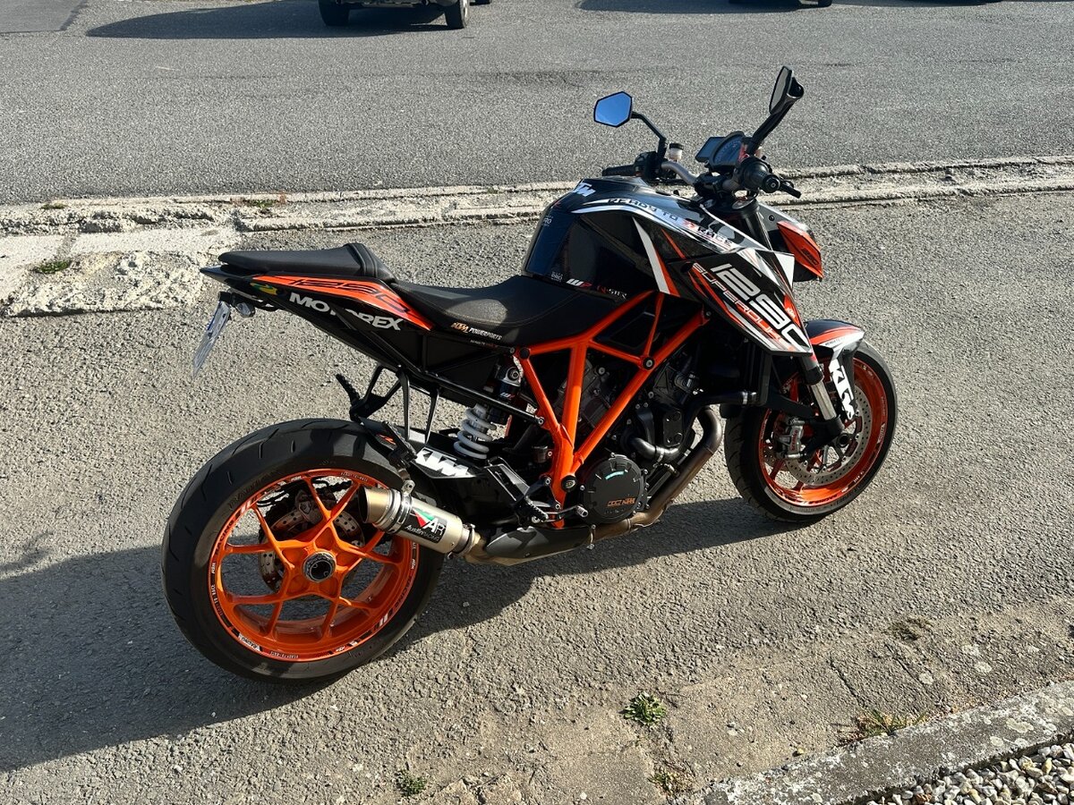 KTM 1290 - 2