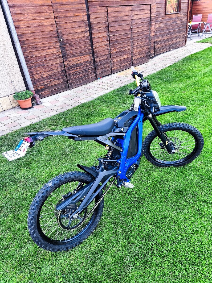 Sur-ron Light Bee L1 elektro motorka s SPZ