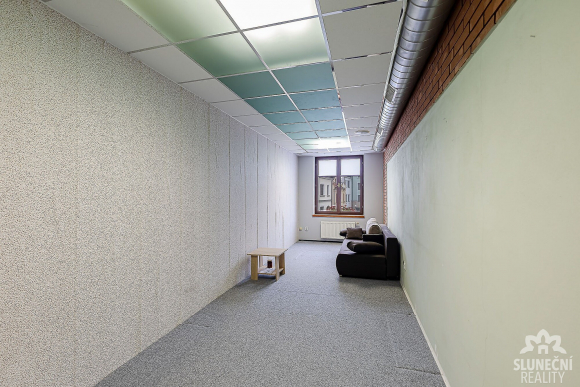 Kancelář k pronájmu 22  m² v centru Uherského Hradiště – Zel - 2