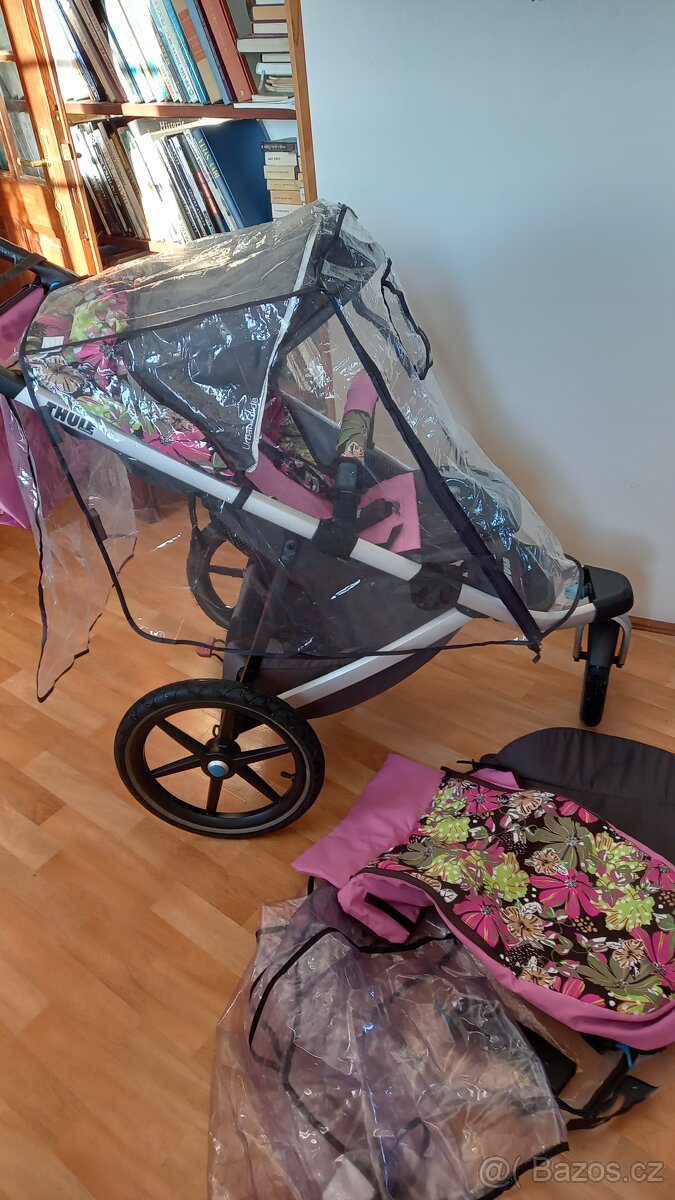 Kočárek Thule Urban Glide s výbavou - 2