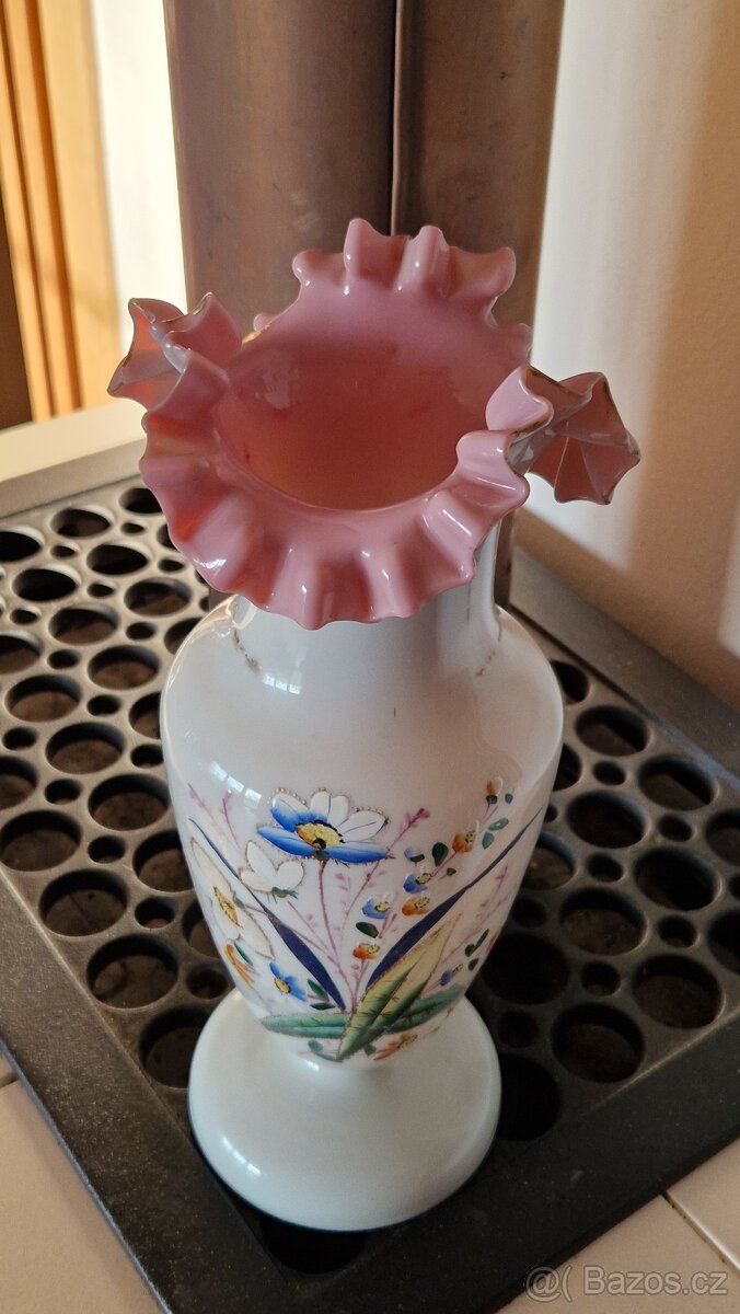 Starožitná váza - 2