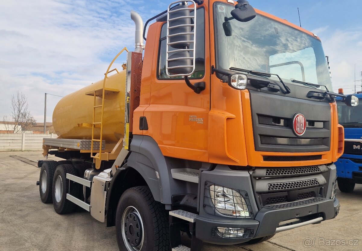 Predám cisternu, fekál 11 m3 na podvozku TATRA Phoenix - 2