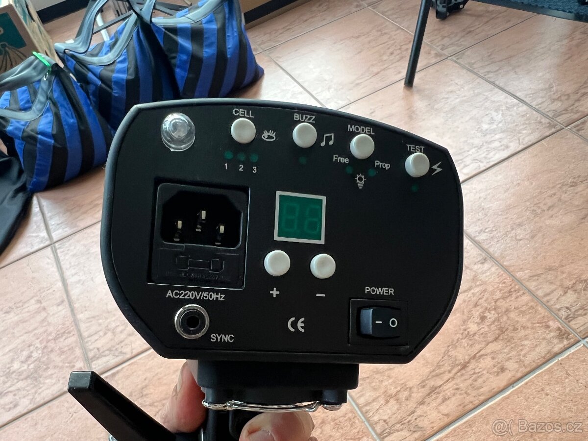 Fomei BASIC 400 – 2 ks, 400 Ws, Praha - 2