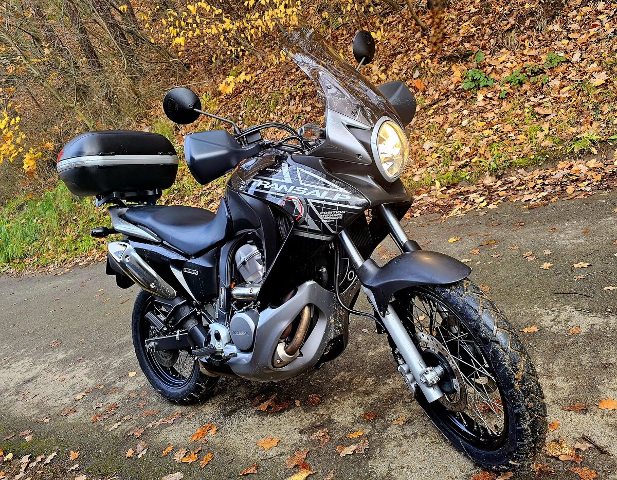 Honda Transalp 700 VA - 2