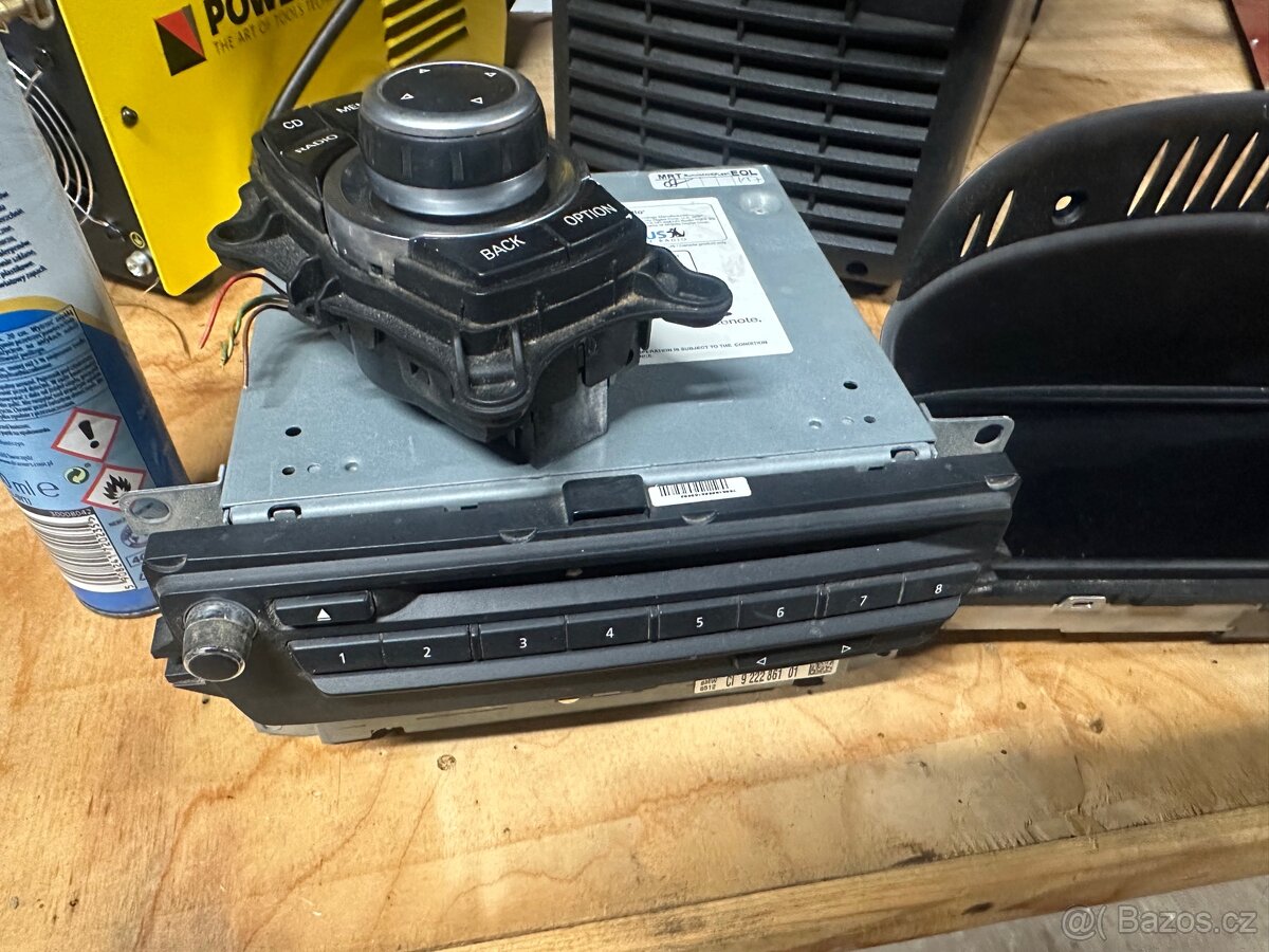 BMW cic systém display jednotka a idrive - 2