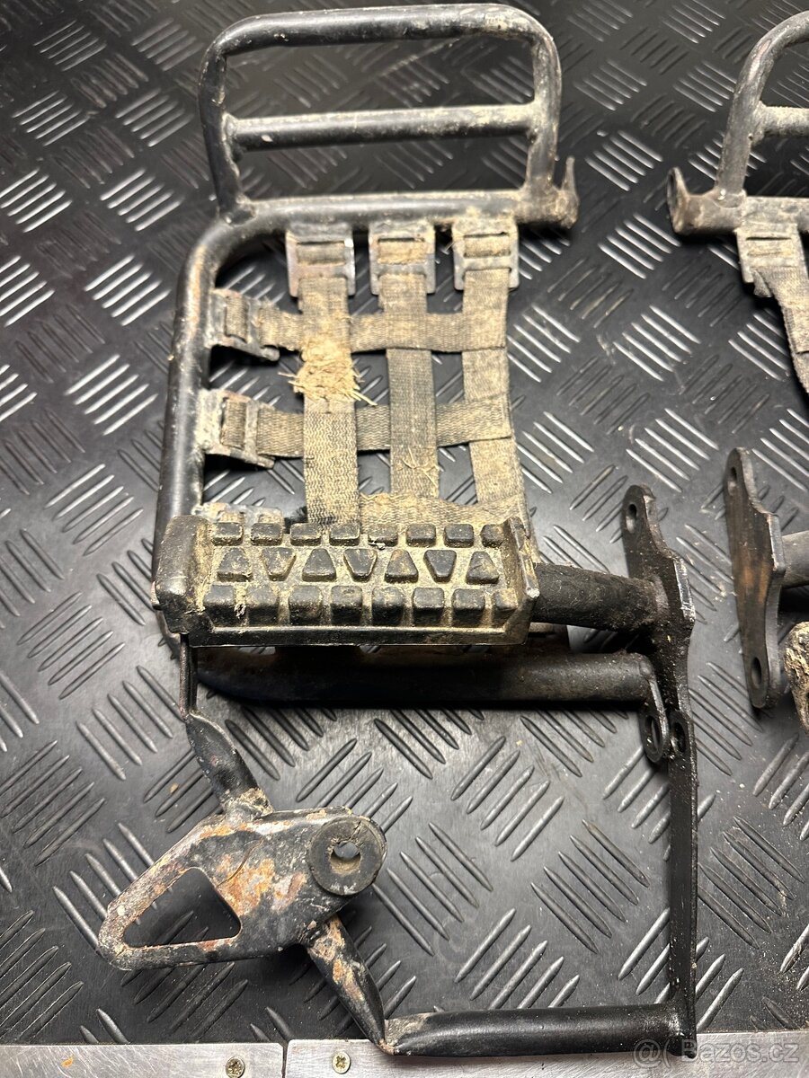 Stupačky čtyřkolka - 2