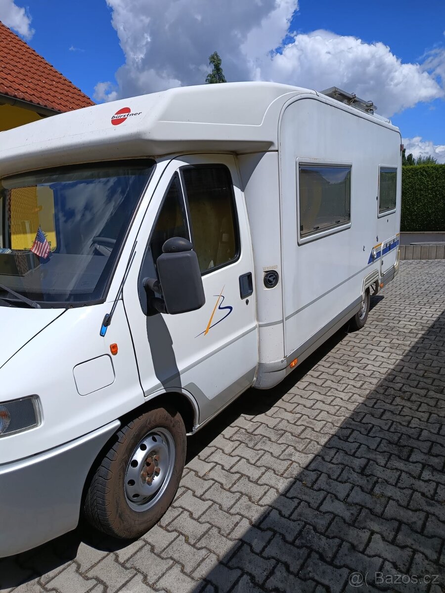 Obytný automobil - 2