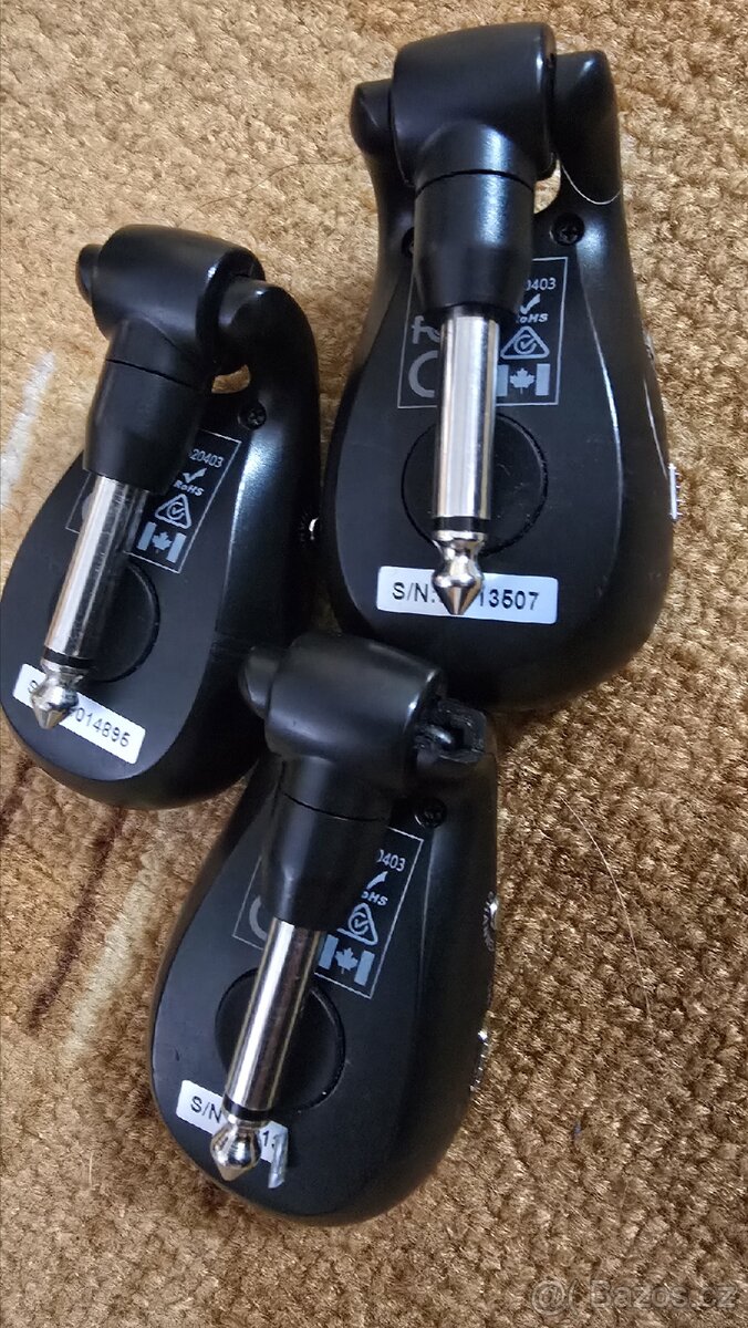 Xvive U2 Guitar Wireless System - 2