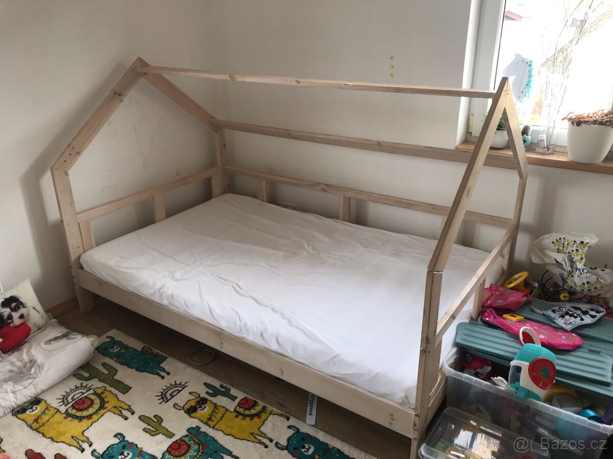 Postel domeček - 2