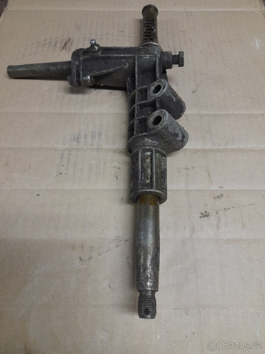 TRABANT ŘÍZENÍ - 2