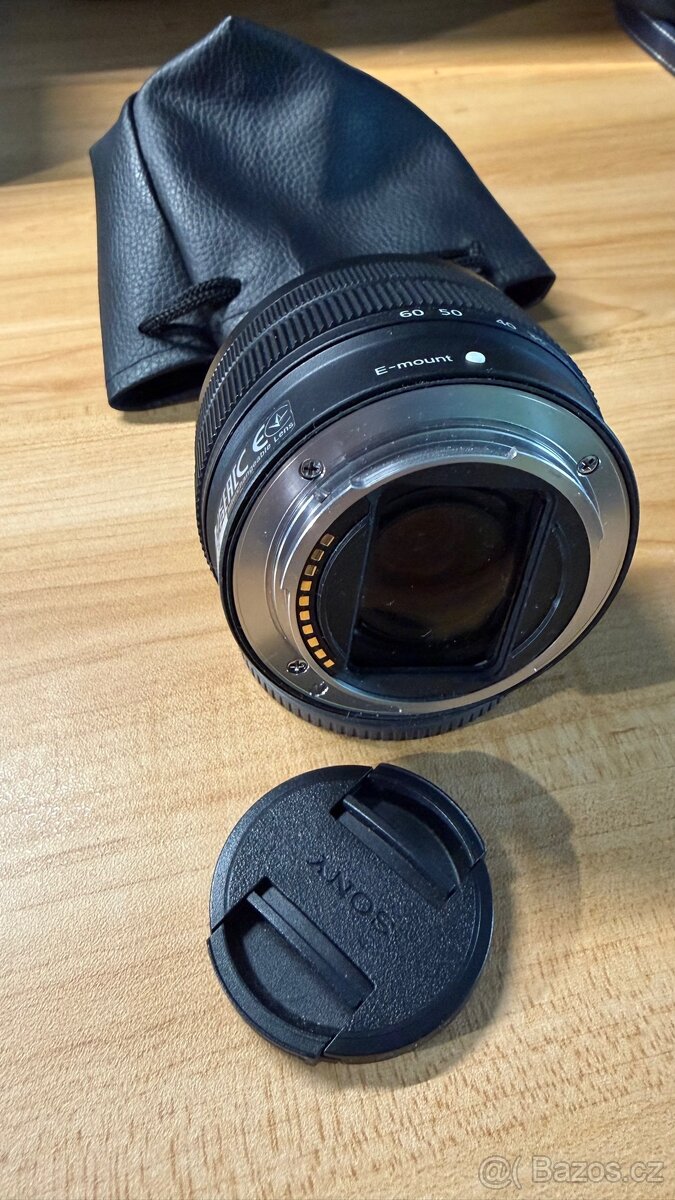 Sony FE 28-60 mm f/4-5,6 černý - 2