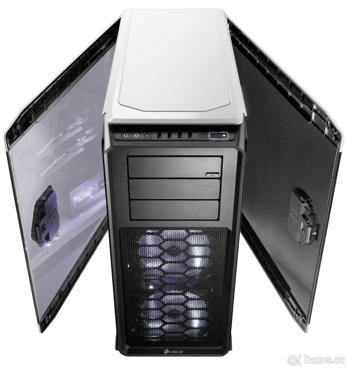 skříň Corsair Graphite 760T - 2
