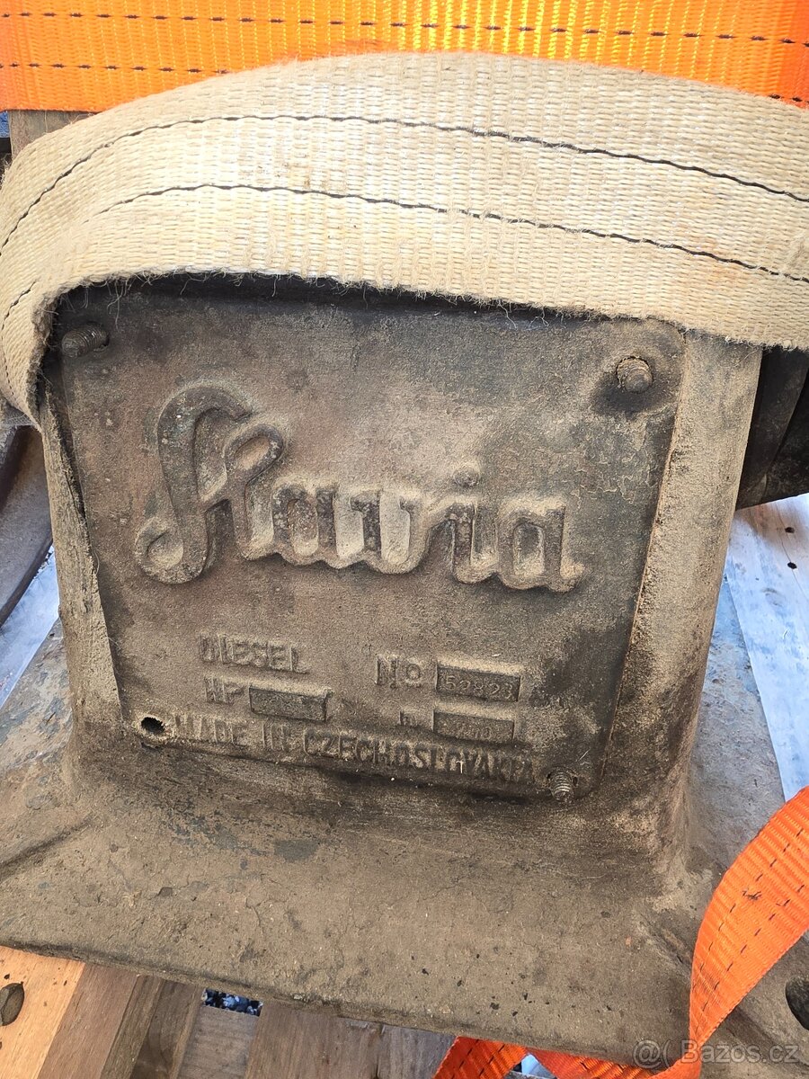 stabilni motor Slavia - 2