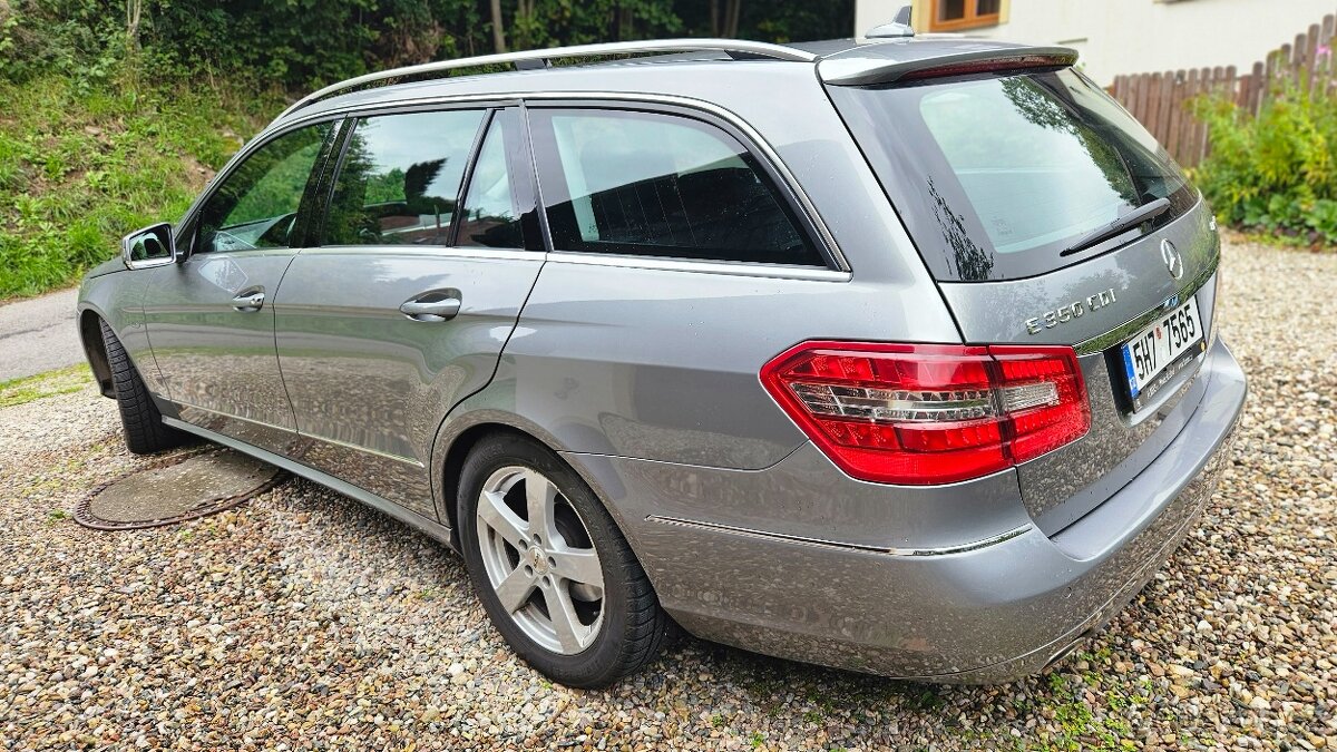 Mercedes-Benz E350 4matic Combi - 2