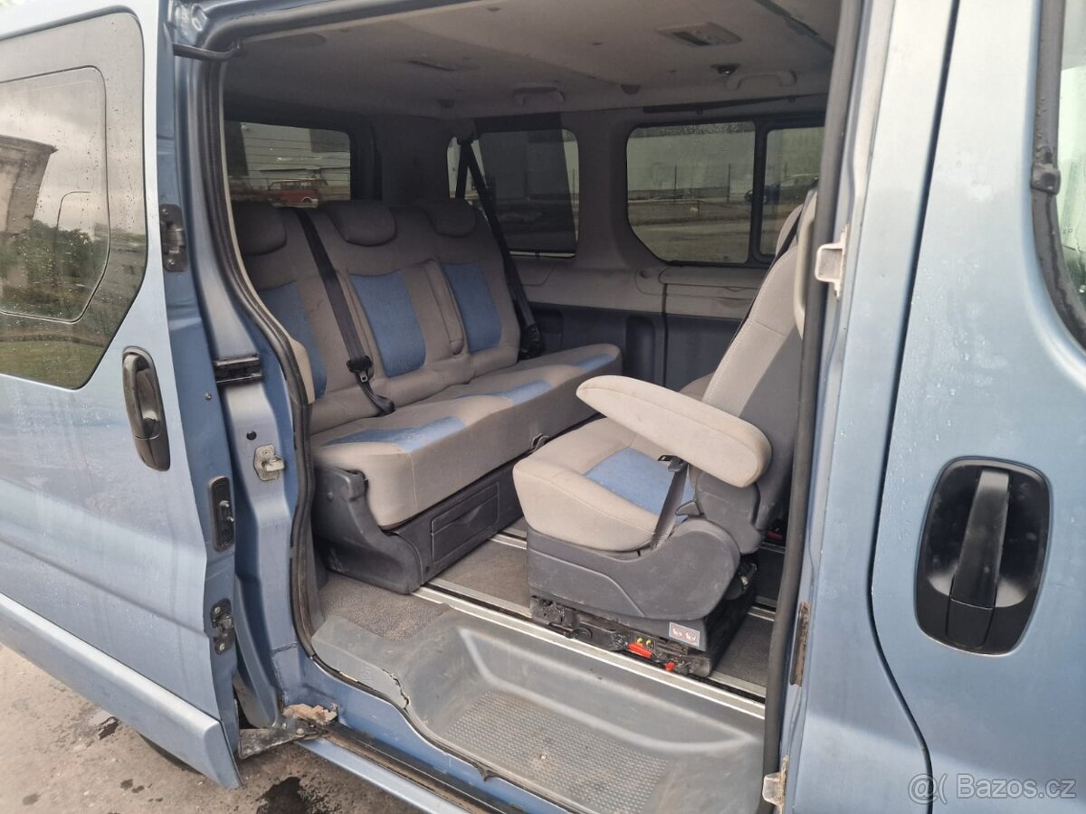 Renault Trafic Generation Facelift • 2.0 dCi • 2008 • 7 míst - 2