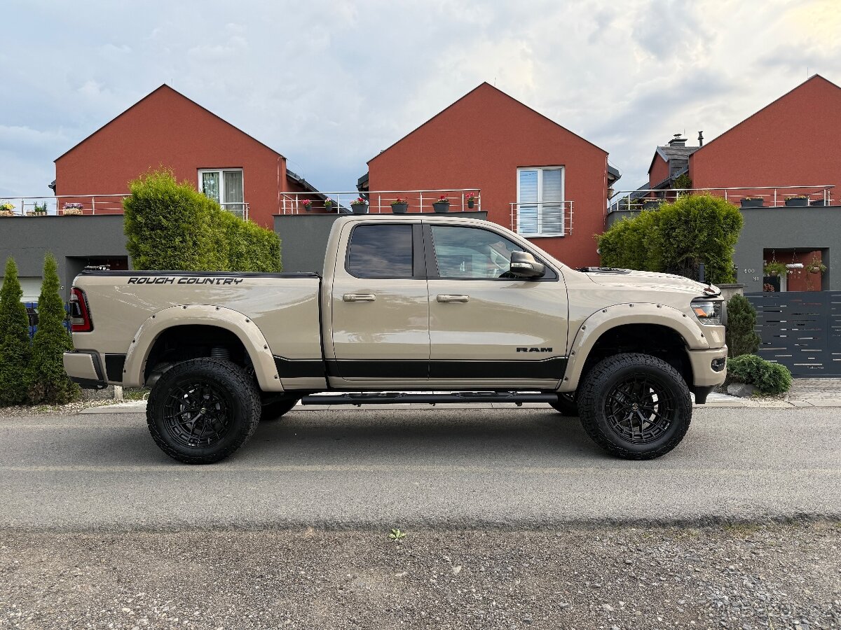 DODGE RAM HEMI ROUGH COUNTRY LIFT 6