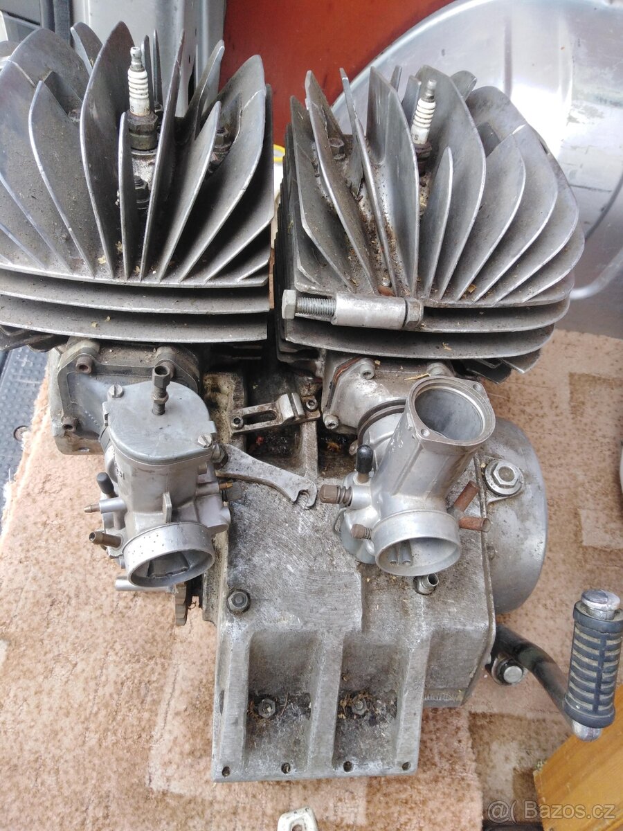 ČZ závodní motor Sidecarcross - 2