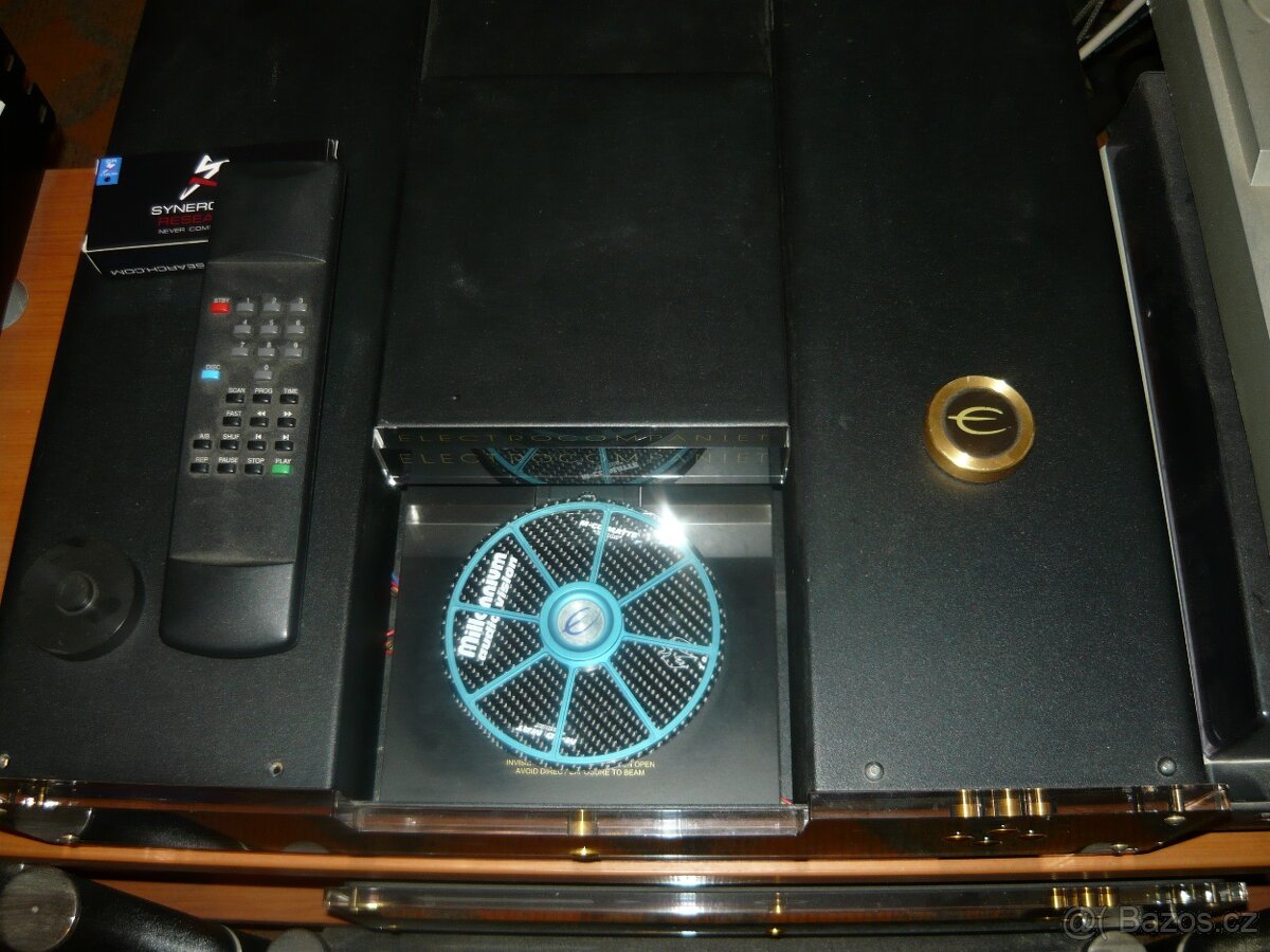 2 X ELECTROCOMPANIET + Purist Audio Design kábel XLR - 2