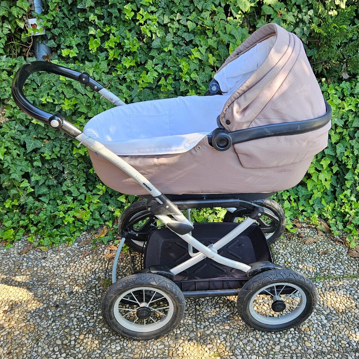 Kočárek peg perego - 2