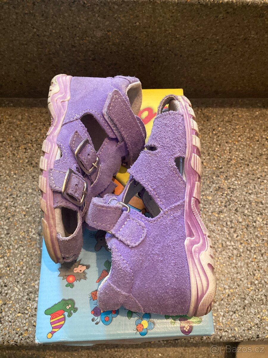 Sandálky, vel 26 - 2