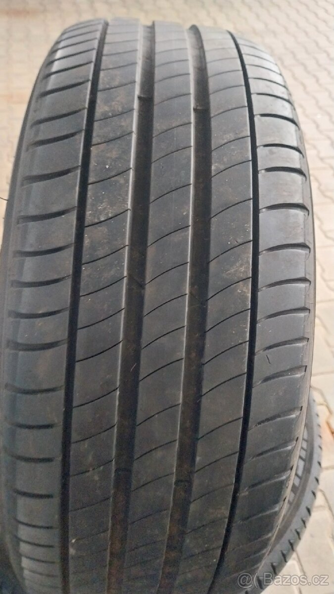 Prodám 4 x letní pneu Michelin 215/55/17 - 2