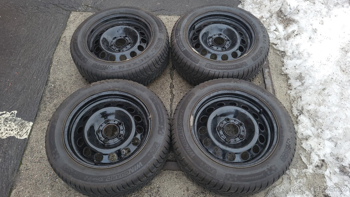 Téměř NOVÁ zimní kola 16" 5x120 BMW E90, E91, E91 - 2