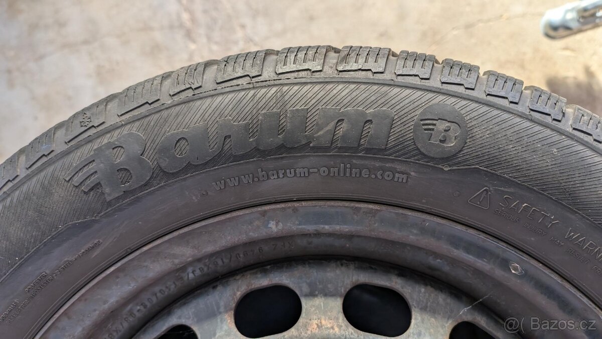 Zimní Barum Polaris 205/55 R16 plus plech a poklice - 2