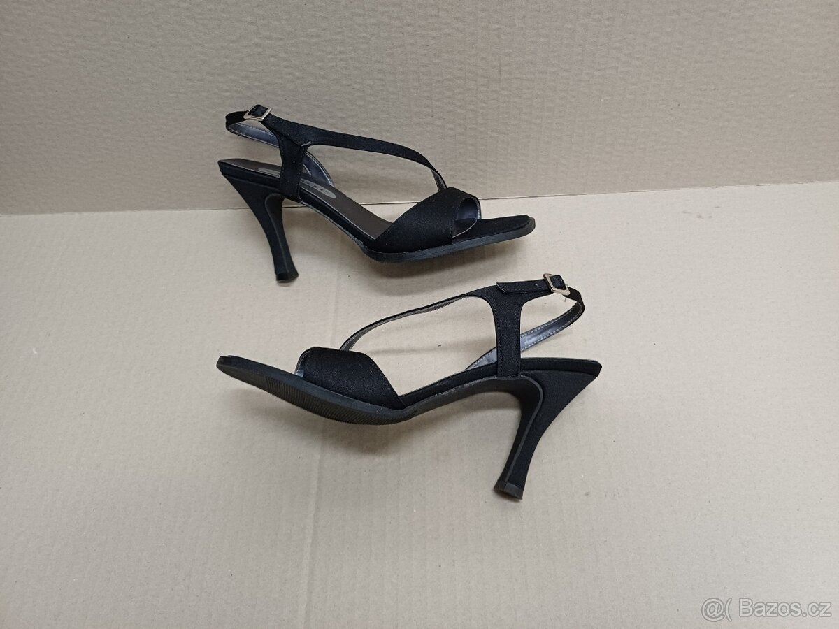 Černé sandálky vel.37 - 2