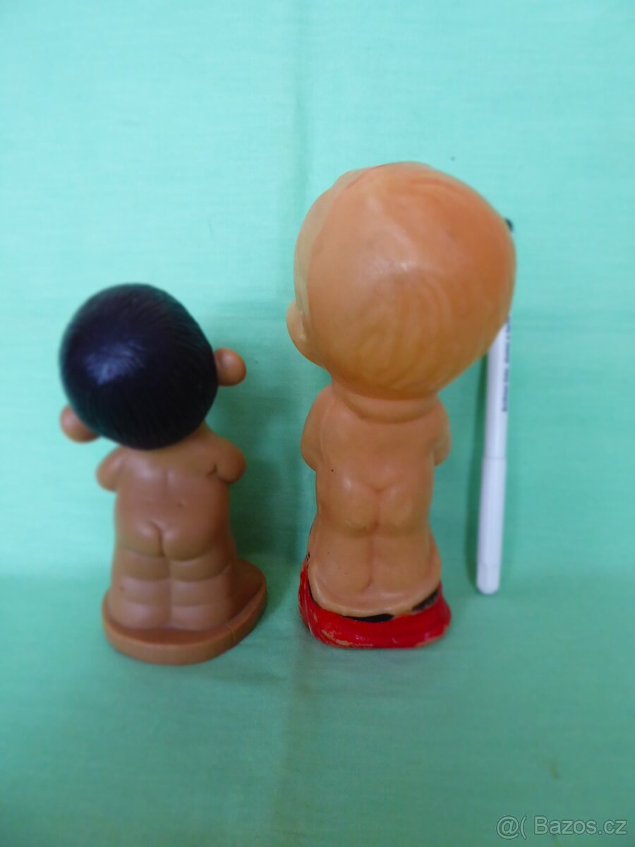 2 staré hračky - 2