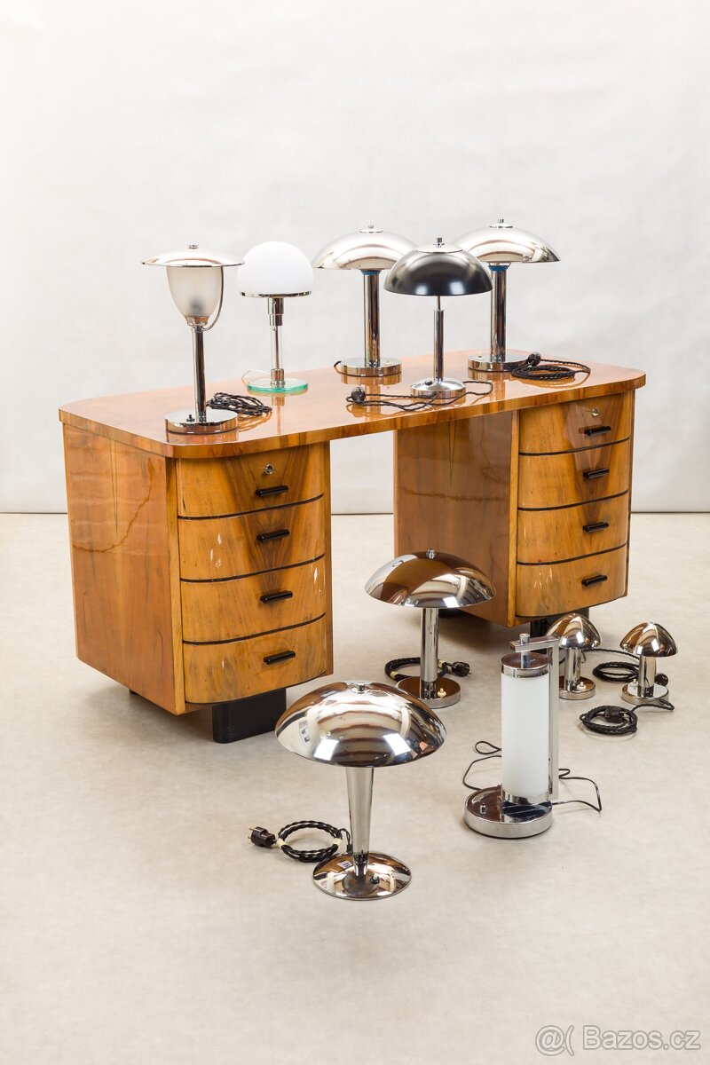 PSACÍ STŮL-UP ZÁVODY-J.HALABALA - 2