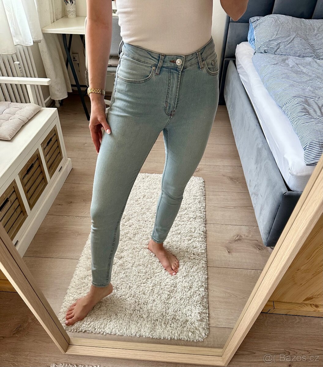 Světlé skinny džíny Mango - 2