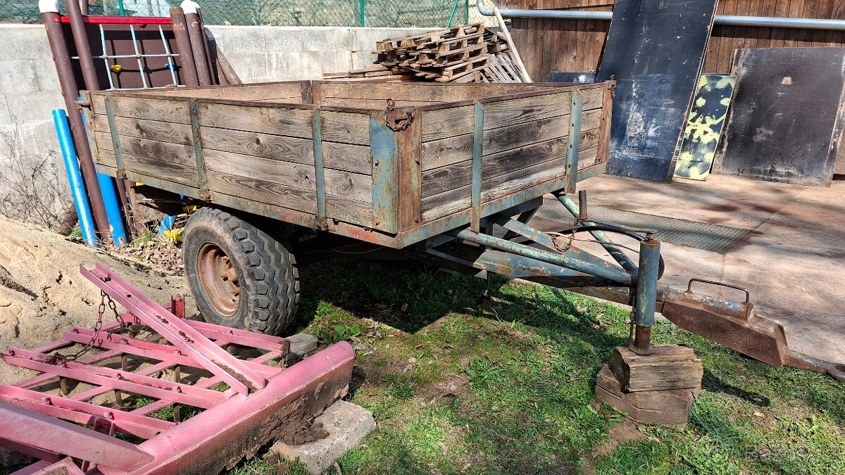 Přívěs za traktor - 2