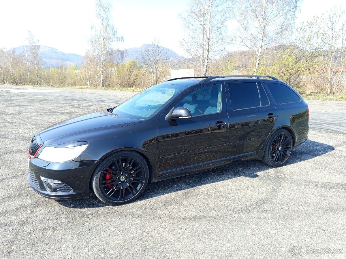 ŠKODA OCTAVIA RS COMBI 2.0 TDI 125kw - 2