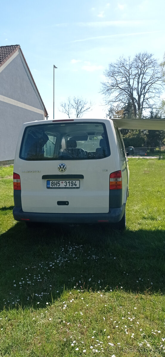 VW Transporter T5 - 2