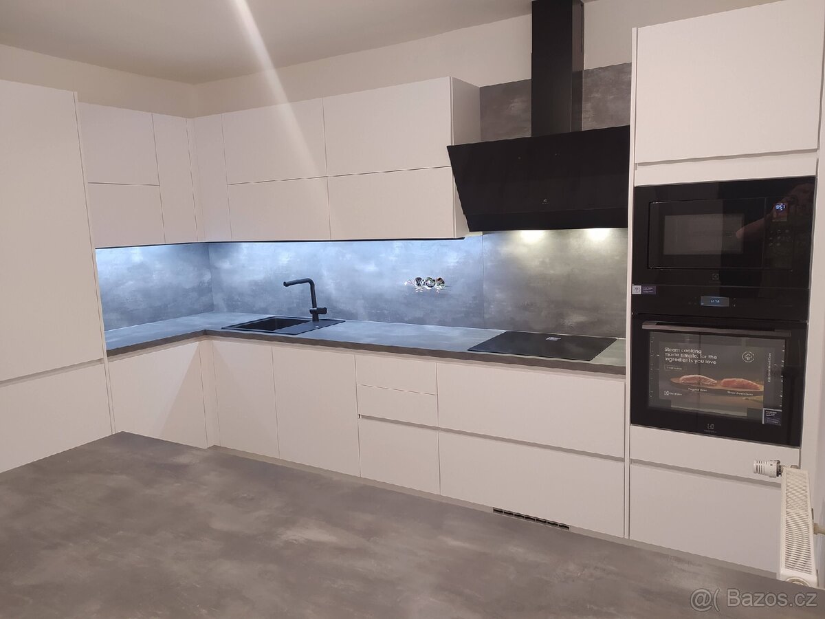 monternabytku.cz. Montáž kuchyňské linky - 2