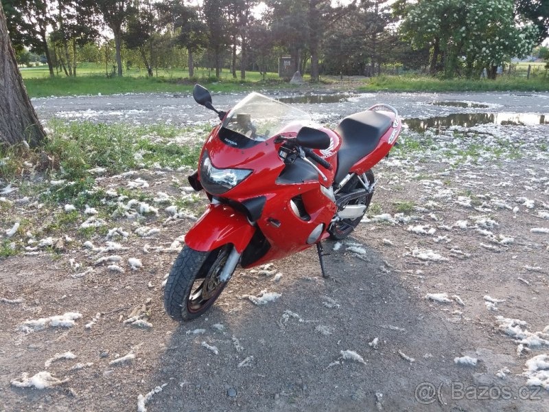 Honda cbr 600F rok 1999 - 2