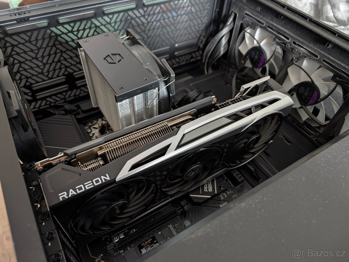 AMD RX 6800 Sapphire Nitro+ 16GB - 2