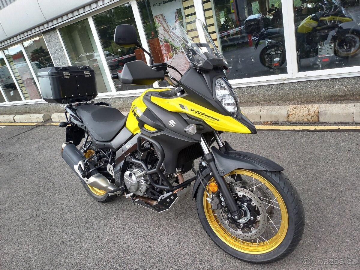 Suzuki V-Strom 650 XT (2020/19900 km)