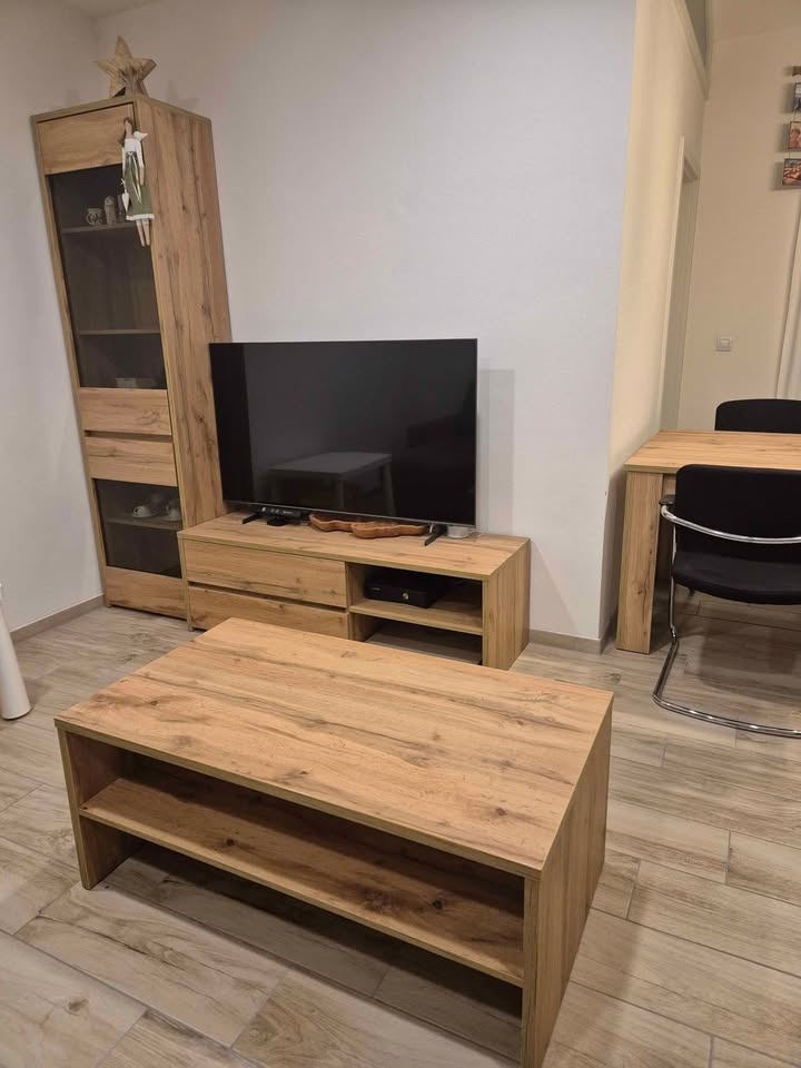 Prodám nábytek do obývacího pokoje - 2