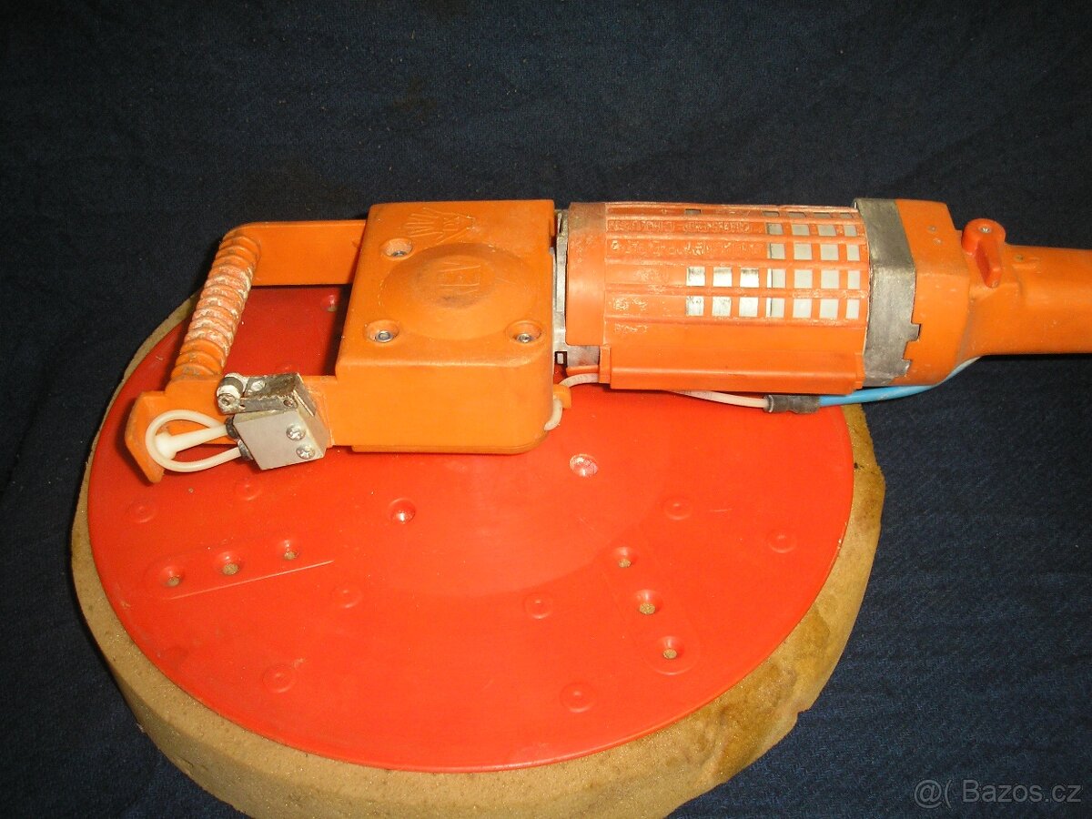 Hladička omitek Filcovačka Rev - 2