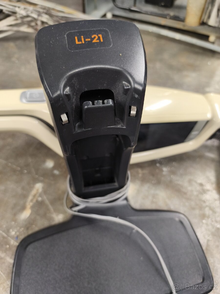 Tyčový vysavač Electrolux - 2