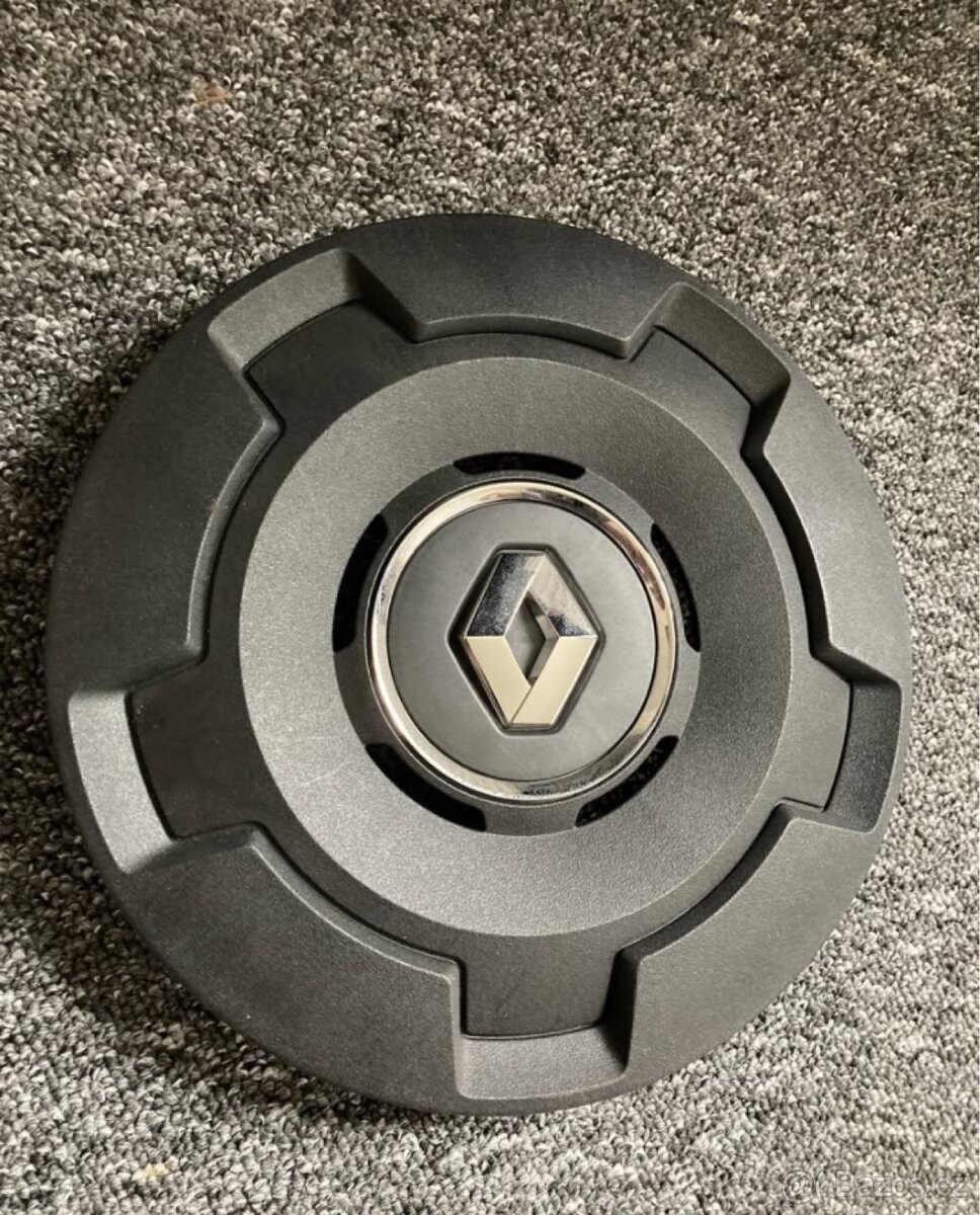 Kryty kol -poklice Renault . Origo . - 2