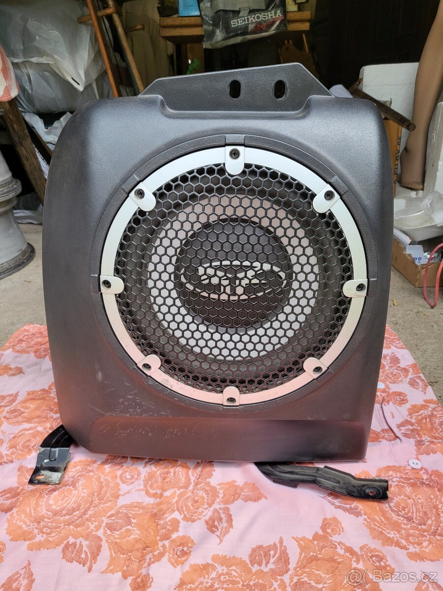 Subwoofer - Mitsubishi Lancer 1.8 Mivec... - 2